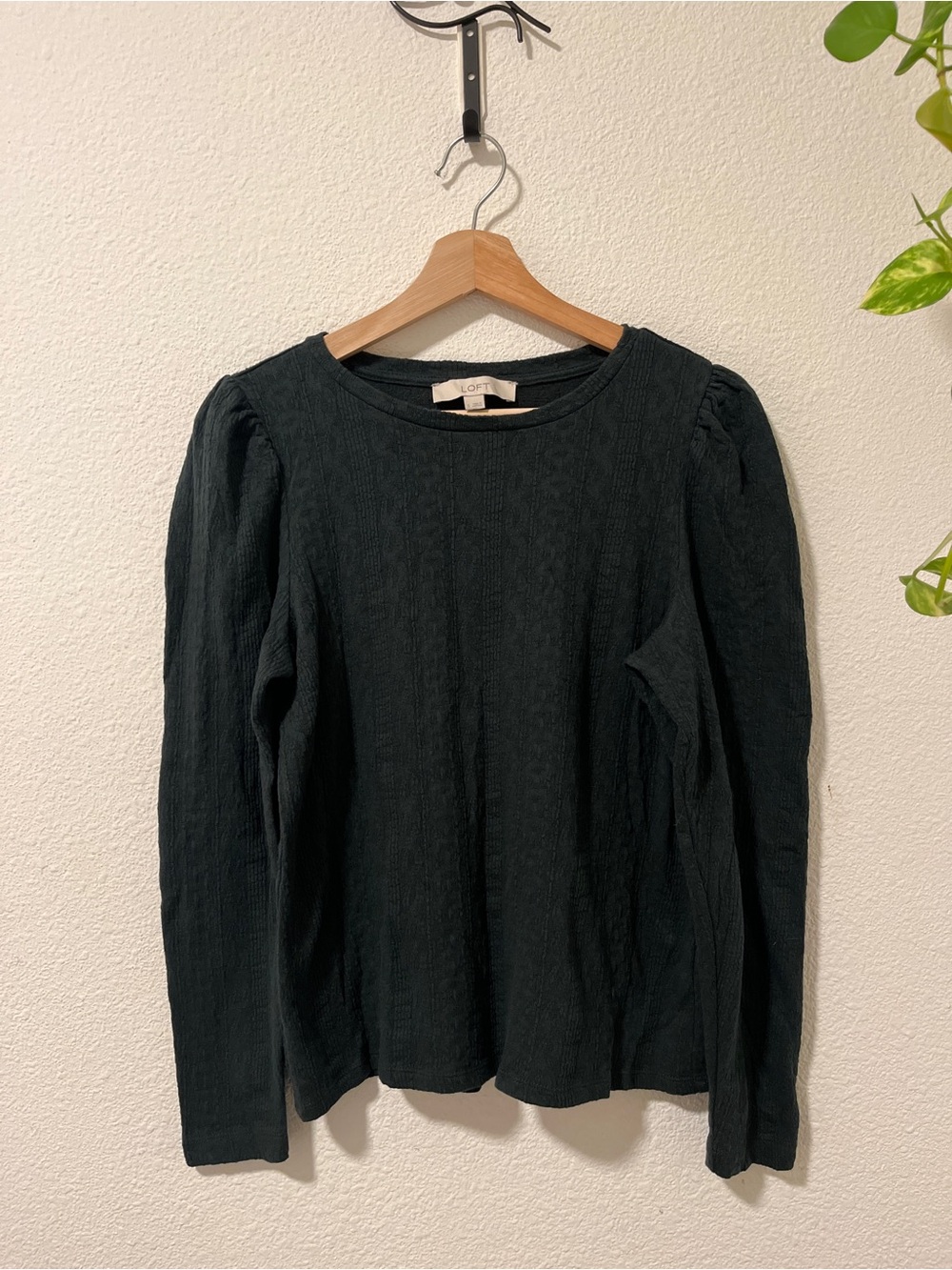 LOFT Forest Green Textured Long Sleeve Top sz S